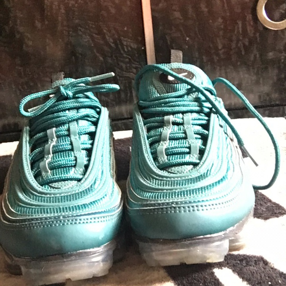 Aqua blue air max clear sole